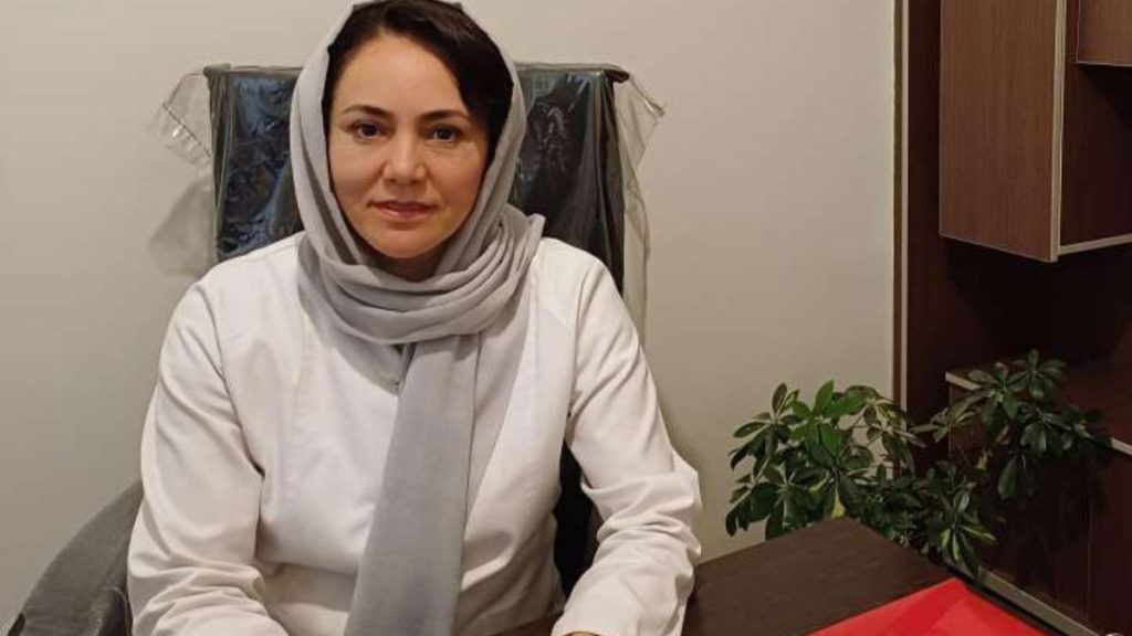 پزشک دنبالچه پزشک برای طب سوزنی